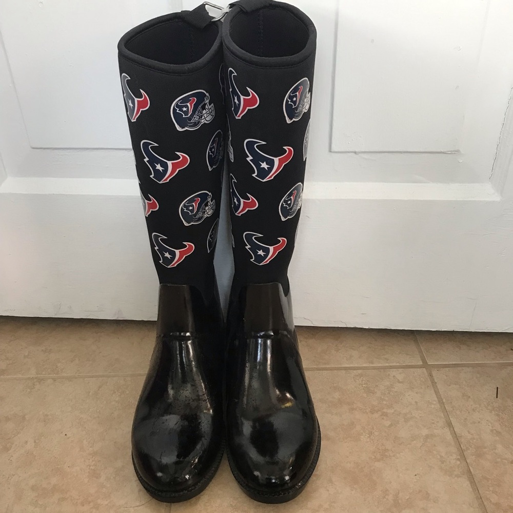 Neoprene and rubber boots with Texans logo